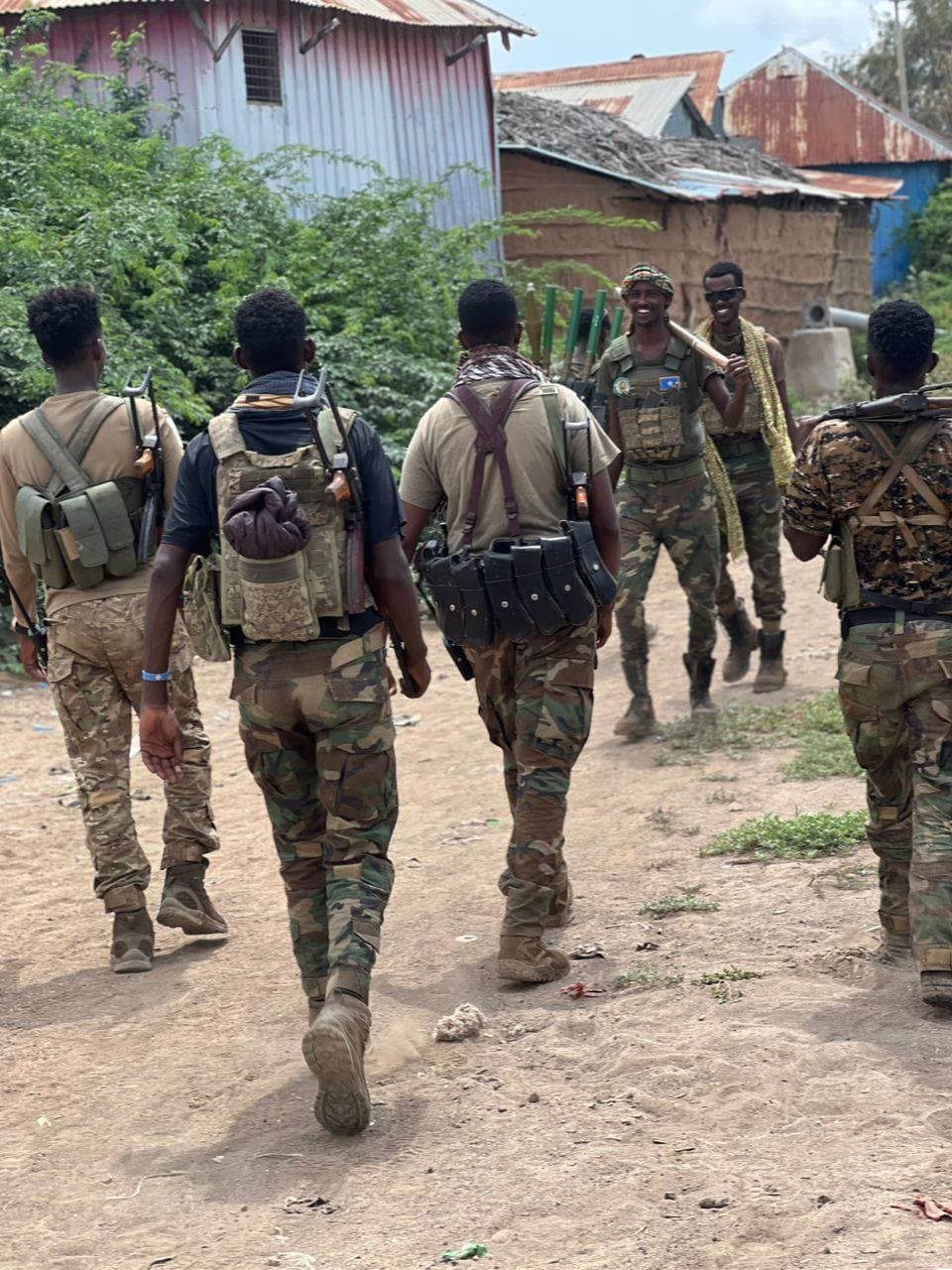 Ciidamada Dowladda iyo kuwa AUSSOM oo la wareegay degmada Awdheegle ee Shabeellaha Hoose