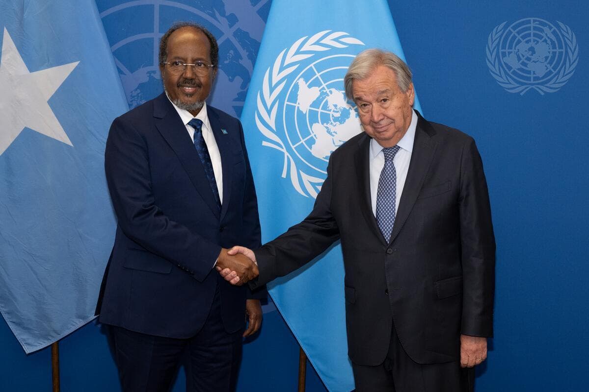 Muxuu Madaxweyne Xasan Sheekh kala hadlay Xoghayaha Guud ee Qaramada Midoobay  ?