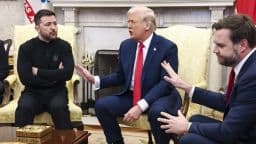 Trump oo Joojiyay Gargaarka Milatari ee Mareykanka u Fidin Jiray Ukraine