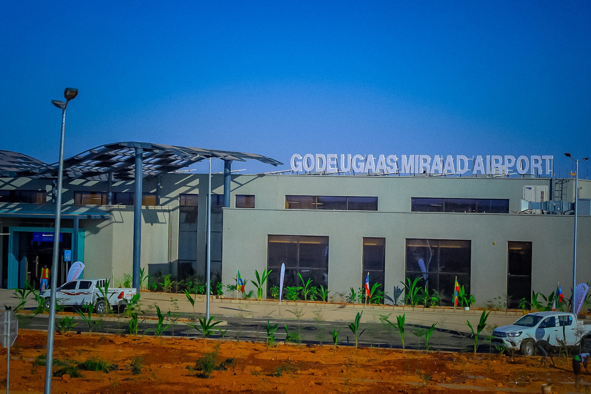 Garoonka Diyaaradaha ee Ugaas Miraad oo laga daah furay Godey