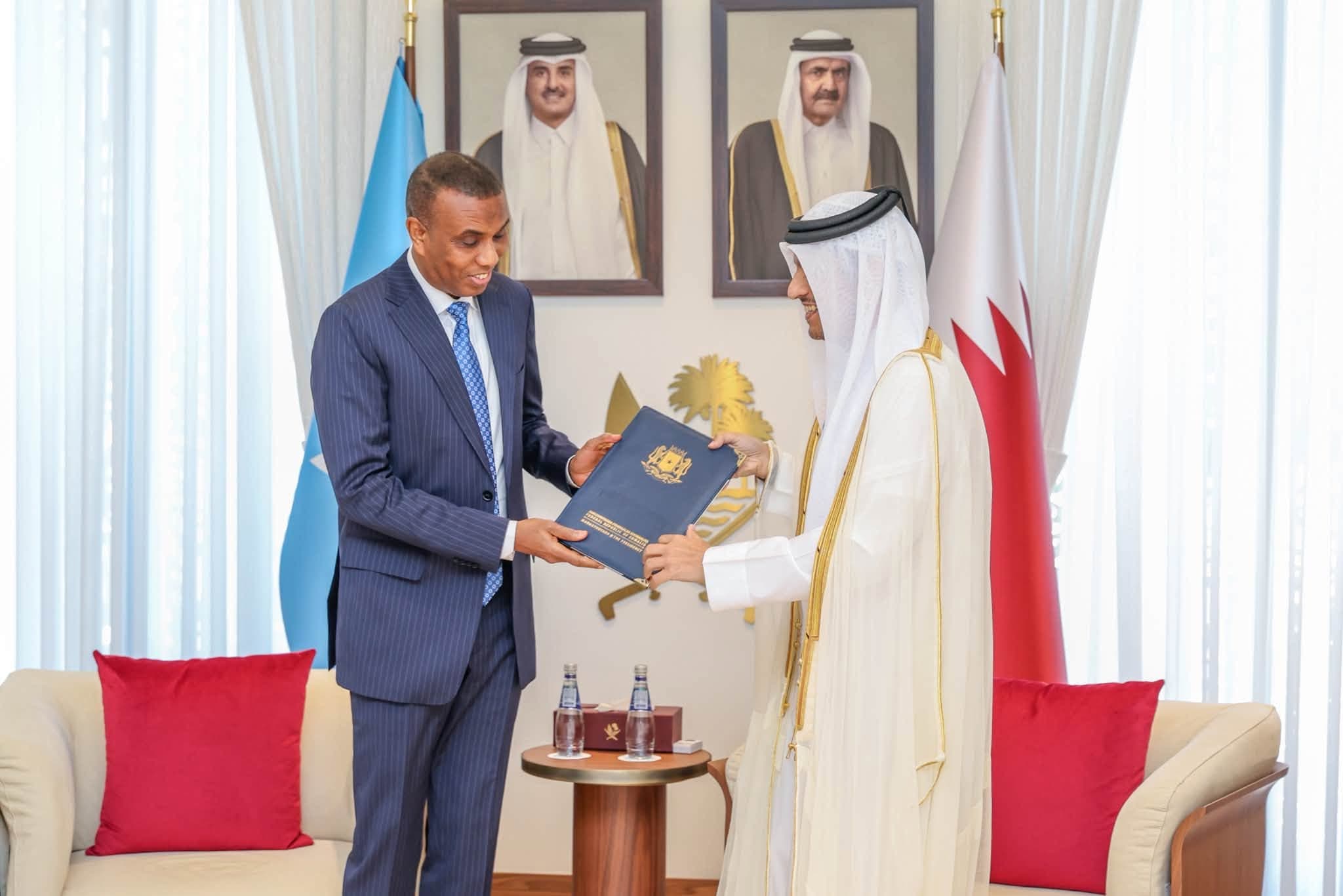 Ra’iisul Wasaare Xamsa iyo dhiggiisa Qatar oo ka wadahadlay amniga gobolka