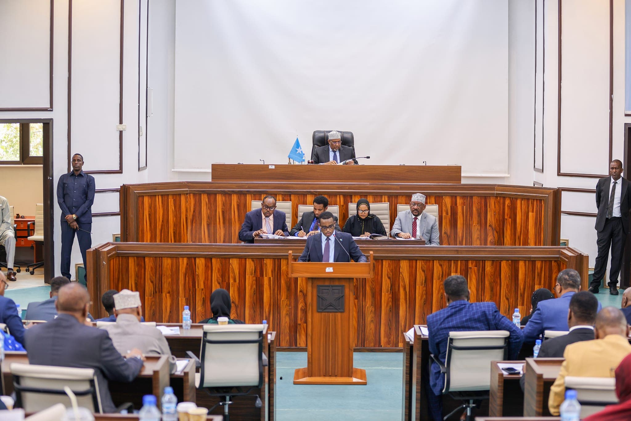 G/Shacabka oo aqbalay ka doodista  heshiisyadii lala galay Imaaraadka iyo Itoobiya