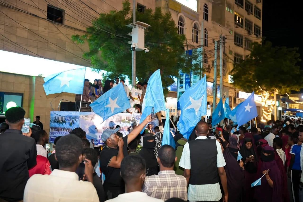Mudaaharaadyo iska soo horjeeda oo ka dhacay Muqdisho