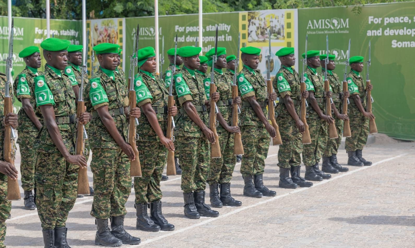 Midowga Afrika oo laba jibaaray miisaaniyadda Soomaaliya