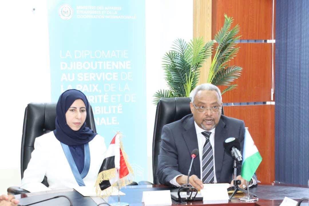 Jabuuti iyo Yemen oo xoojinaya iskaashiga dekedaha