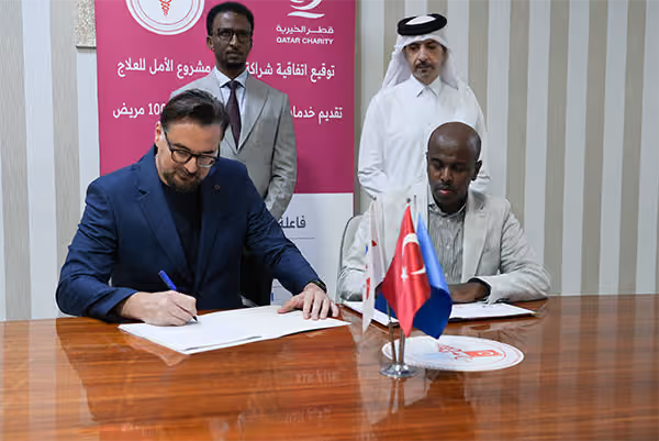 Soomaaliya...Qatar Charity oo mashruuc kelyo-dhaqis ah ku taageeraysa 100 bukaan