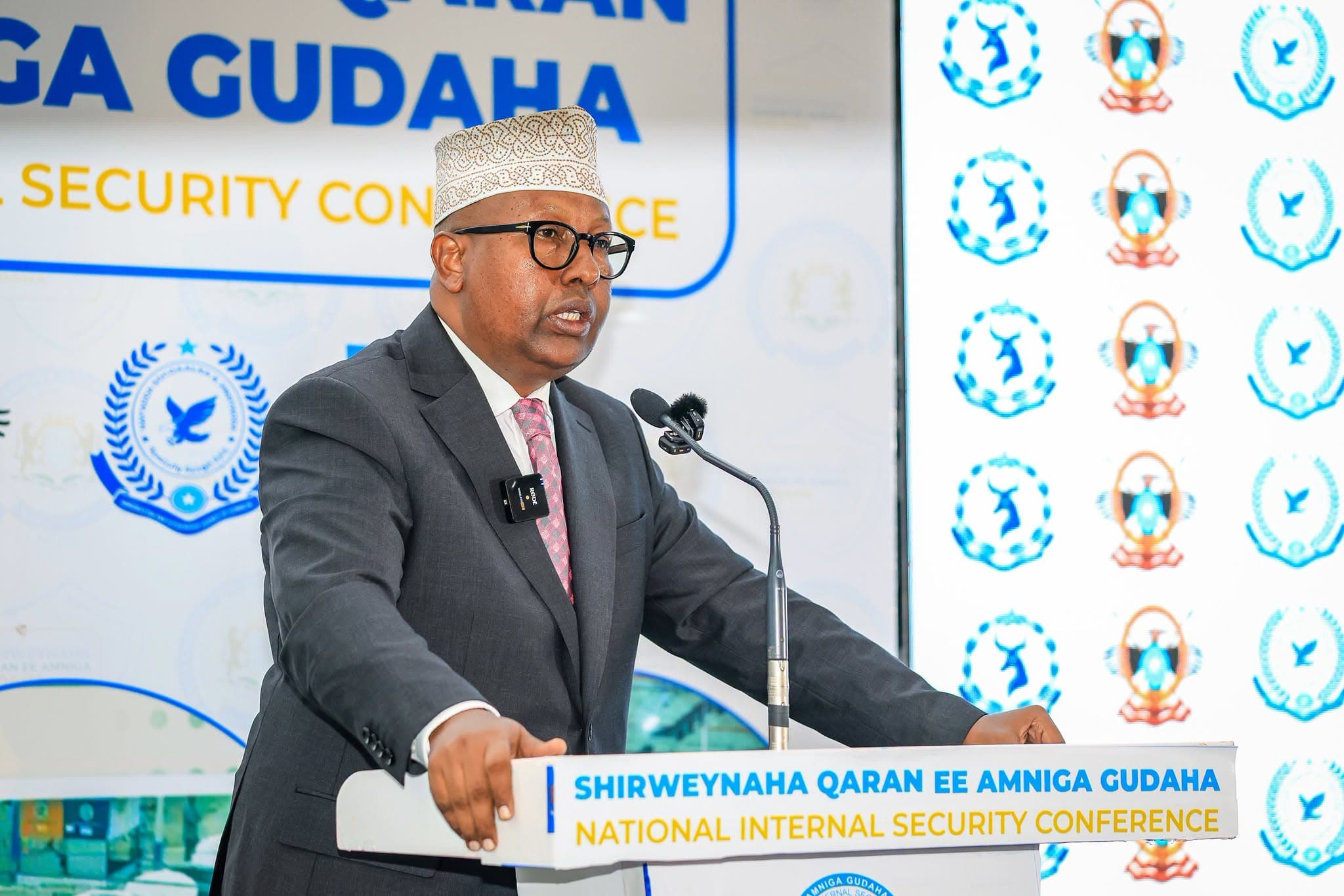 Wasiirka Gaashaandhigga Soomaaliya oo ku eedeeyay Madaxweynaha Puntland inuu dhiirrigelinayo burcad-badeedda inay madax-furasho dalbadaan