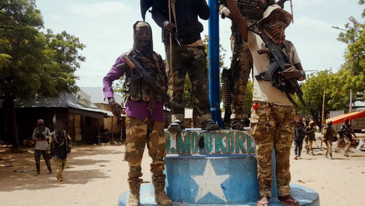Alshabaab oo qabsaday degmada Moqokori