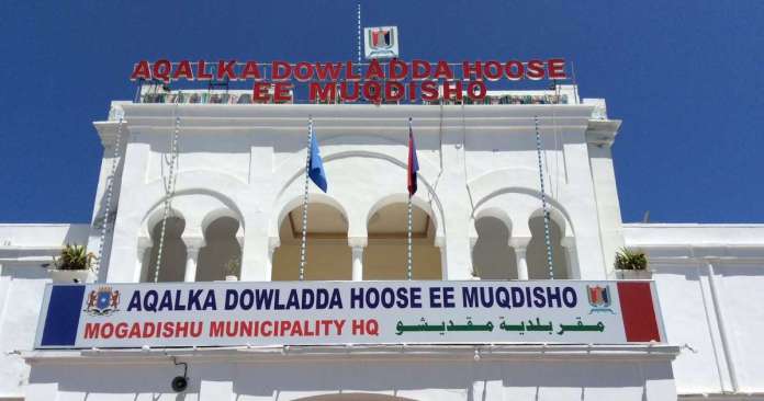 Doorashada Guddoomiyaha Gobolka Banaadir Oo Weli Mugdi Ku Jirta