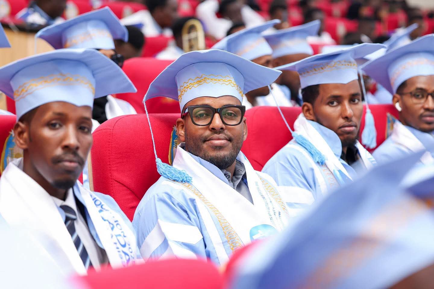 Imisa arday ayaa ka qalin-jabisay Machadka Daraasaadka Amniga?