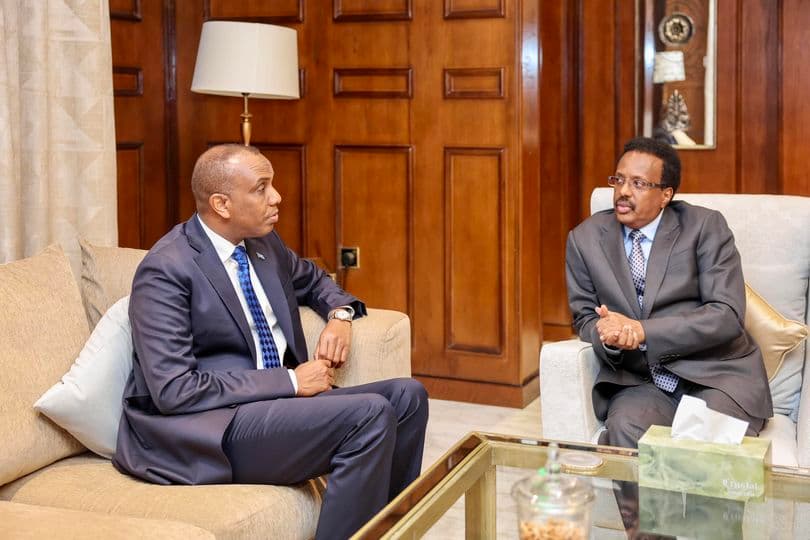 Xamsa oo uga warbixiyay Farmaajo dagaalka ka dhanka ah Al-shabaab
