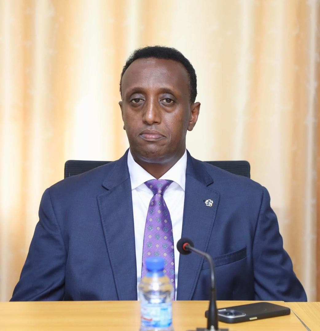 Guddiga Doorashooyinka: Guddoomiyeyaasha degmooyinka Banaadir waa xil-gaarsiiyayaal