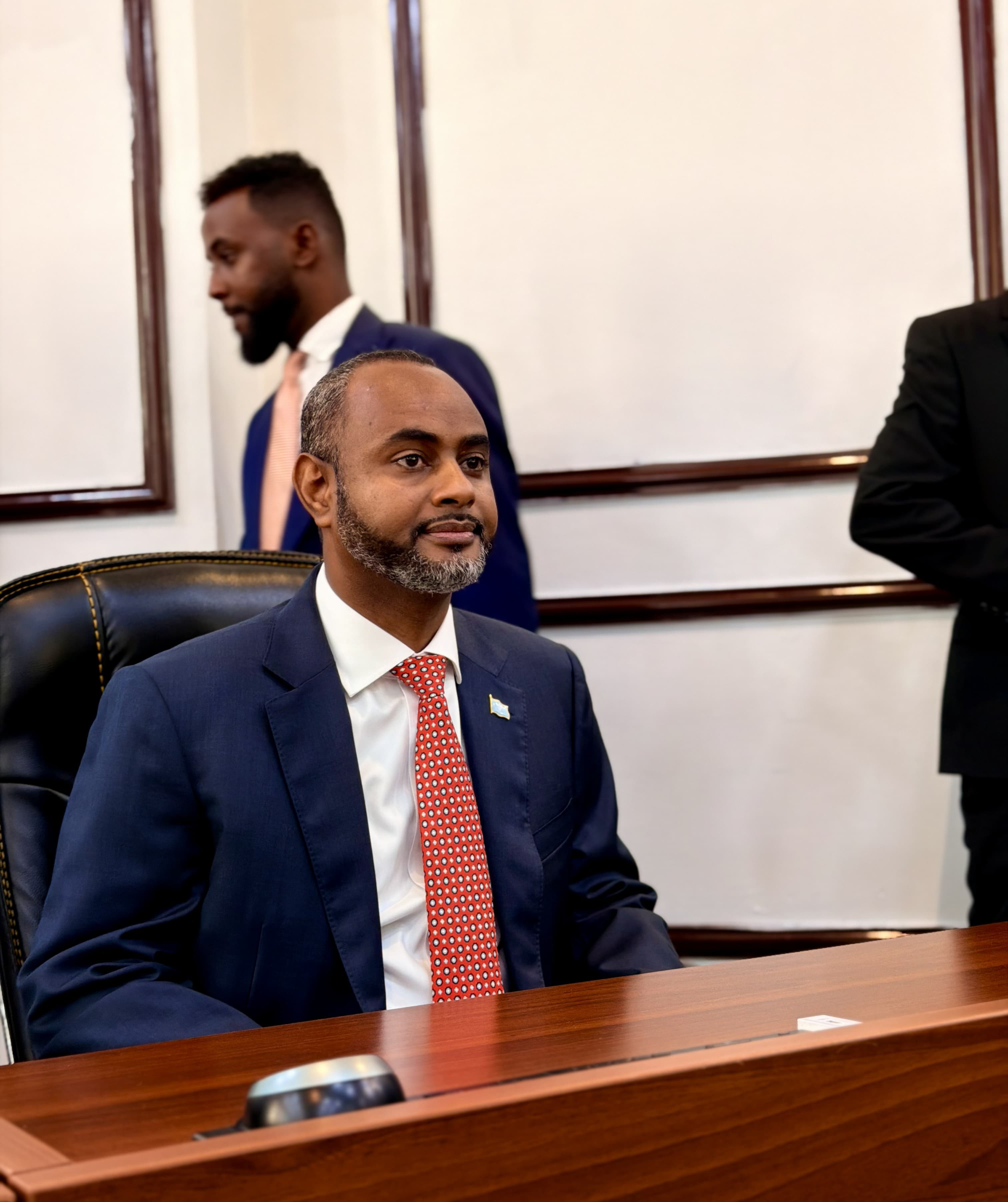 Waa kuma Cabdulqaadir Maxamed Nuur Guddoomiyaha cusub ee Golaha Shacabka.?