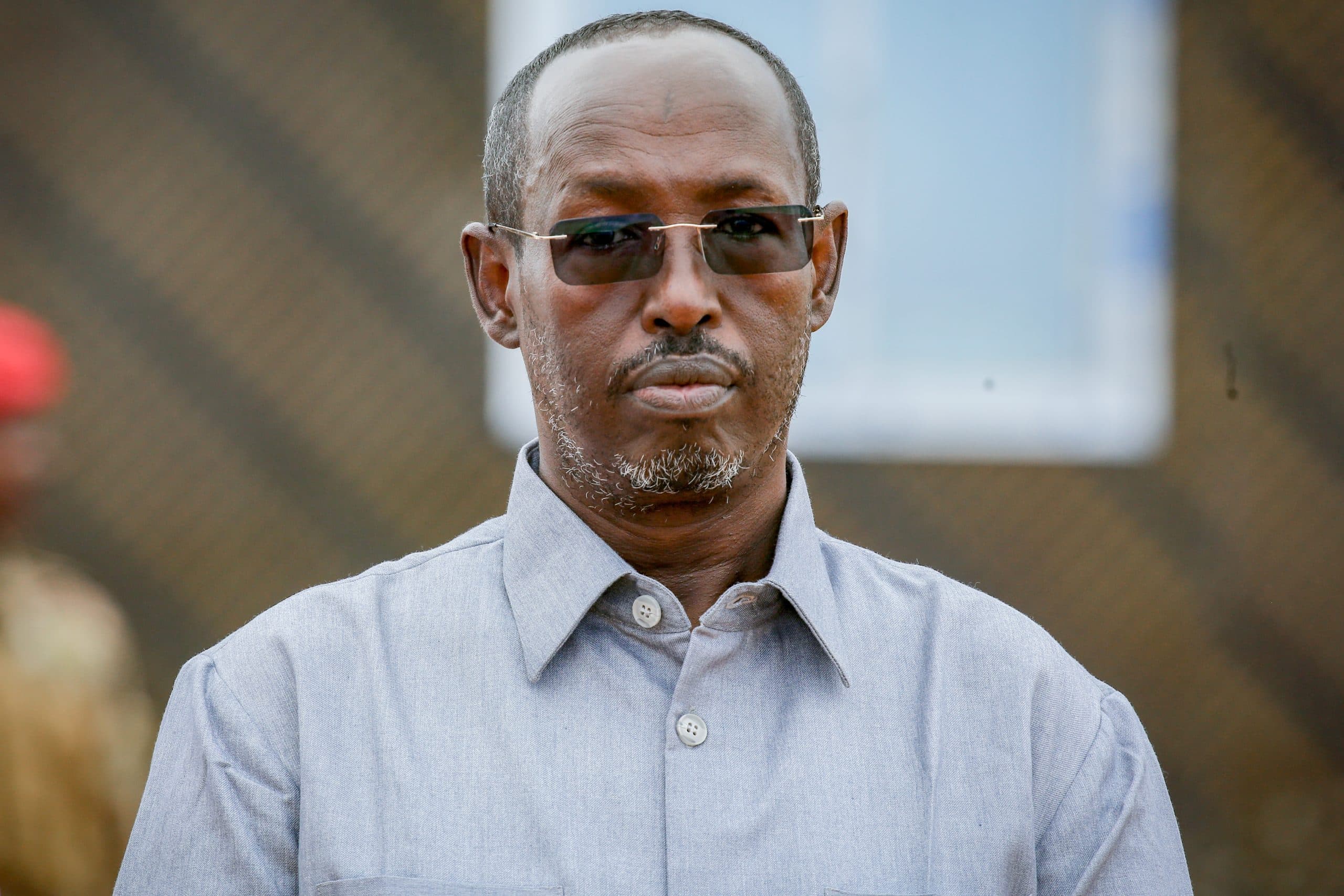 Gudoomiye gobolka Benaadir ayaa iska fogeeyay eedeymaha loo soo jeediyay maamulka gobolka