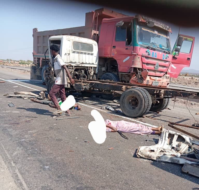 Labo Qof Ayaa Ku Dhintay, Afar Kalena waa Ku Dhaawacmeen Shil baabuur oo ka dhacay Jabuuti.