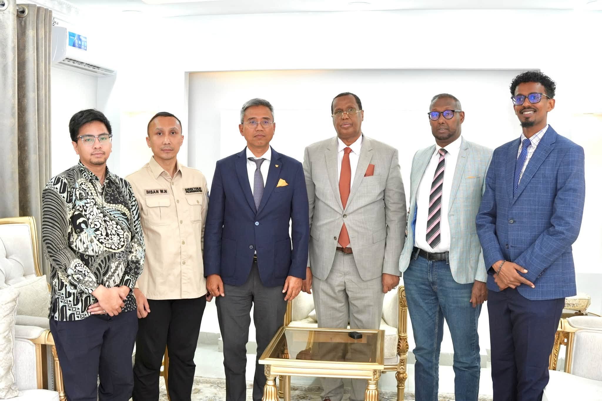 Puntland iyo Indonesia oo ka wada hadlay amniga badda iyo la dagaallanka burcad-badeedda
