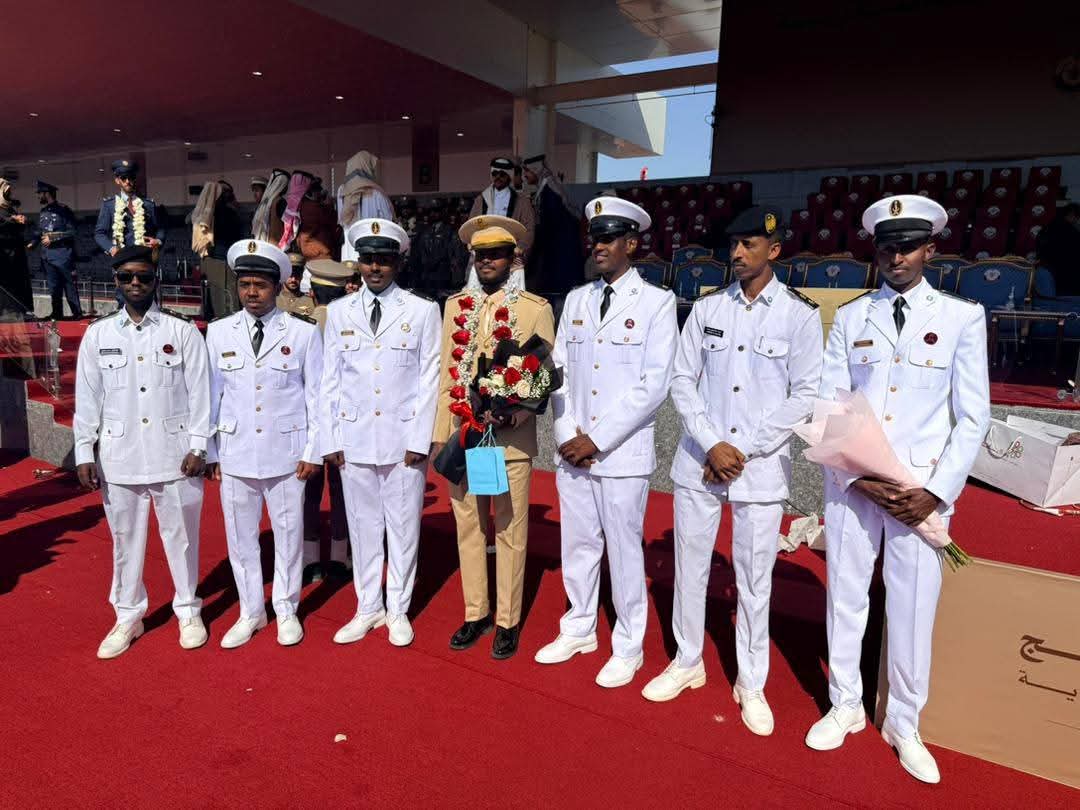 Saraakiil Soomaaliyeed oo tababar loogu soo xiray Qatar