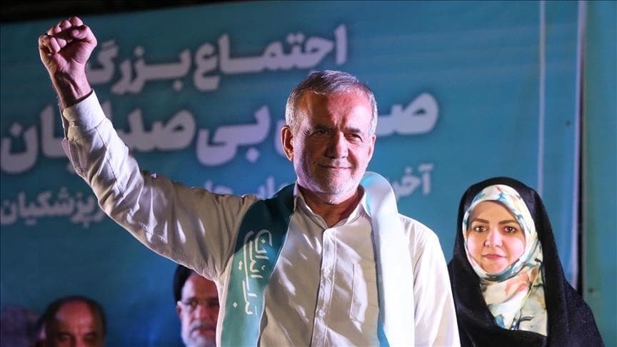 Waa kuma madaxweynaha  9-aad ee Iran?
