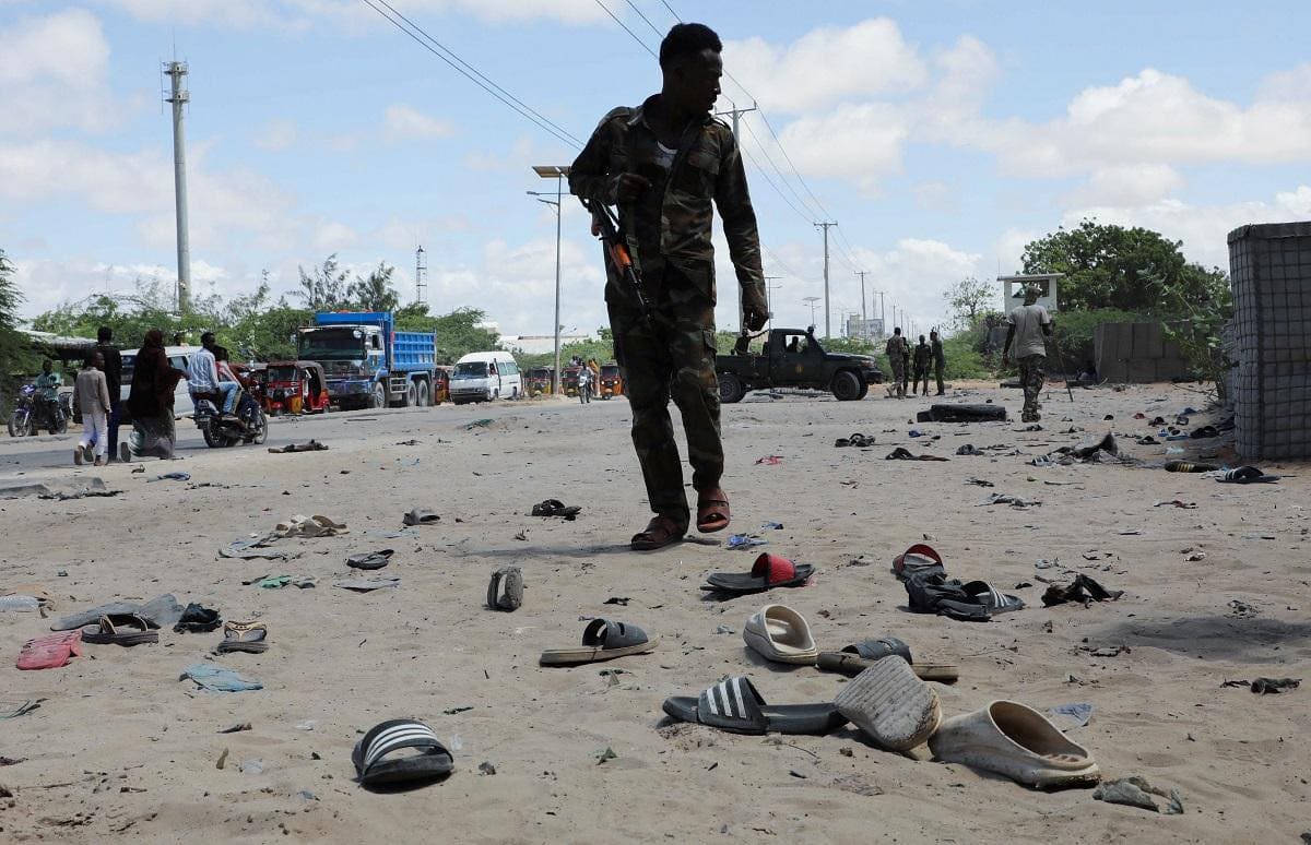 Baarlamaanka Carabta oocambaareeyay  qaraxii ka dhacay xerada Damaanyo ee Muqdisho