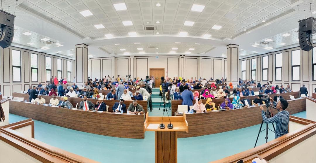 Baarlamaanka oo Akhrinta Labaad Marsiiyay Hindise Sharciyeed cusub