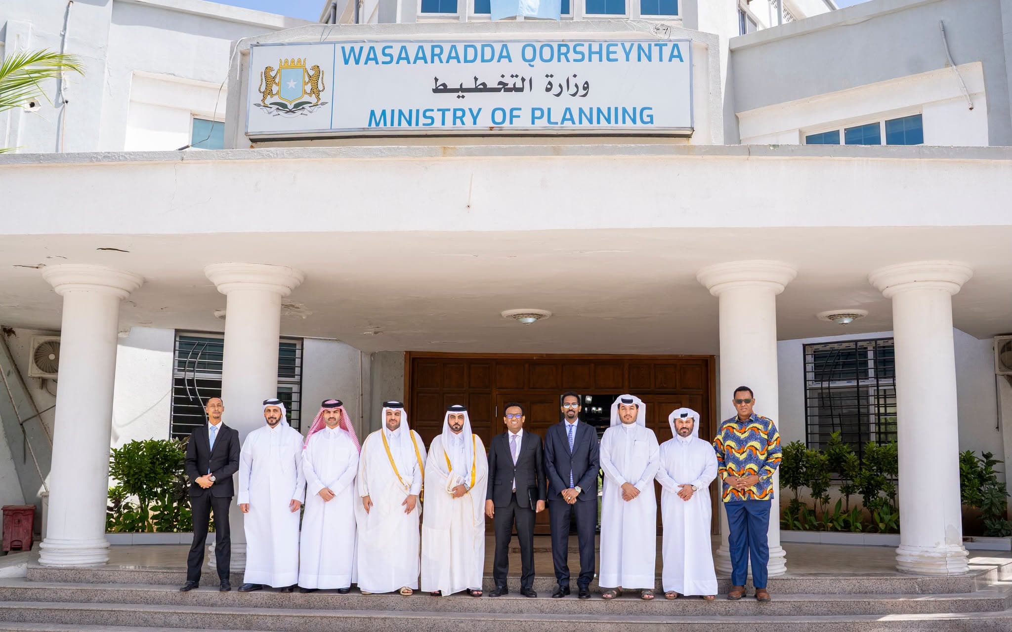 Soomaaliya iyo Qadar oo sahaminaya fursadaha maalgashi ee dhinacyada muhiimka ah