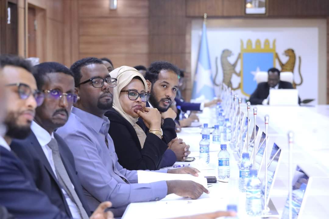 Soomaaliya oo is beddel xoogan ku sameeyneysa hoggaanka safaaradaha