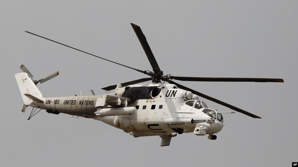 AUSSOM oo qaar kamida rakaabkii helikobtarka  dhacay  soo badbaadisay.