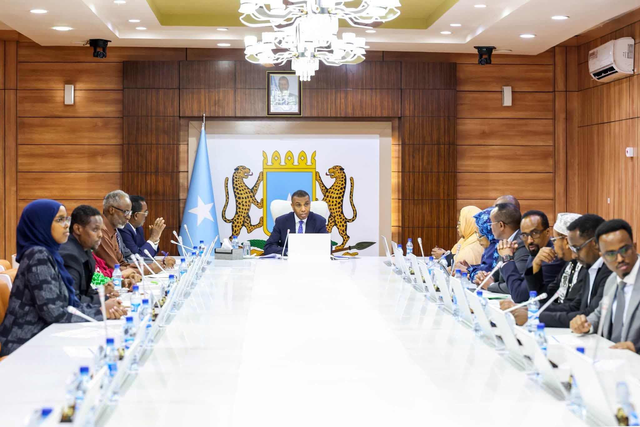  Xamse oo guddoomiyay kulankii ugu horeeyay ee Guddiga Maareynta Khataraha Masiibooyinka