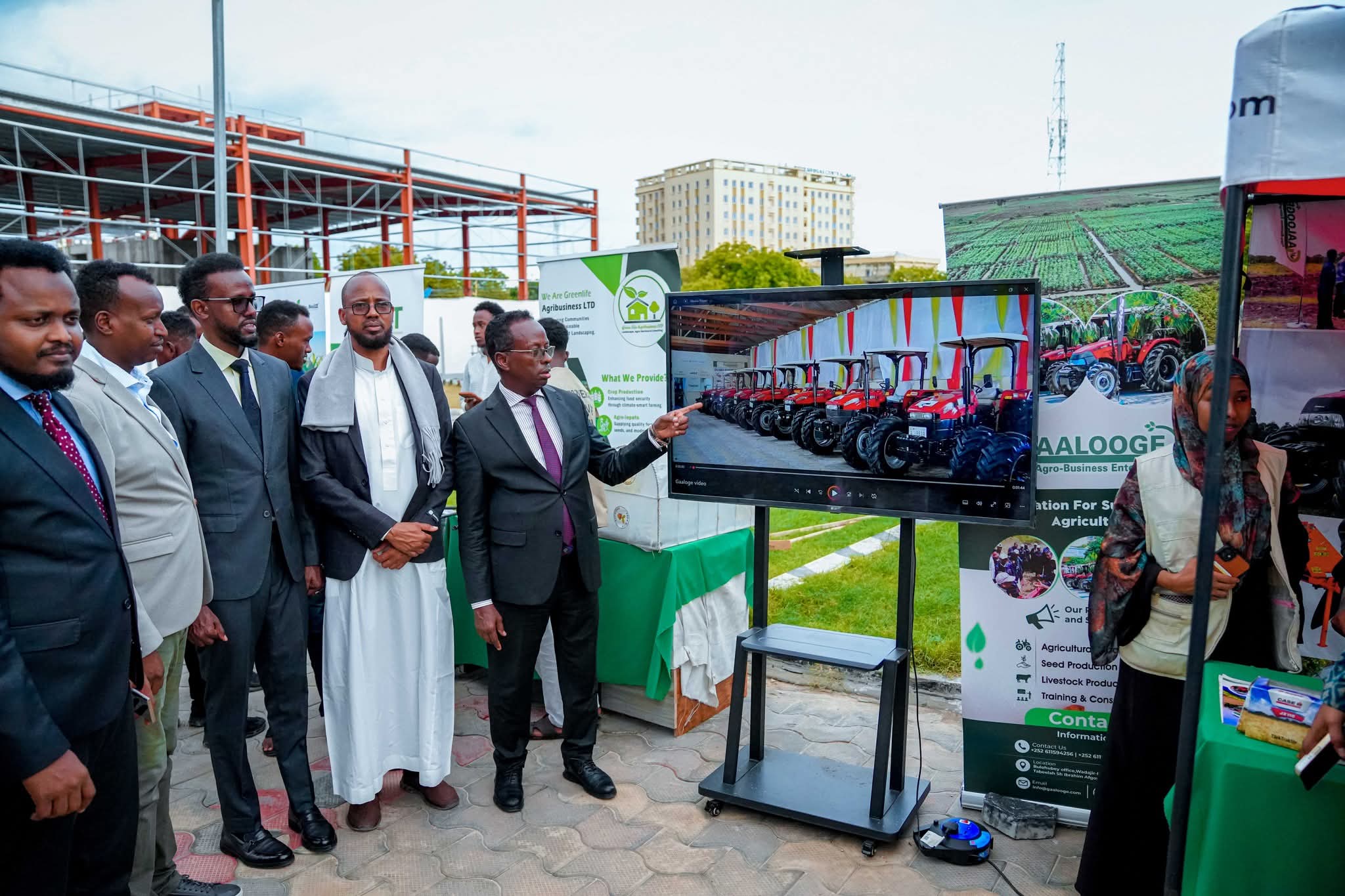 Soomaaliya oo daahfurtay carwada tiknoolajiyadda beeraha 