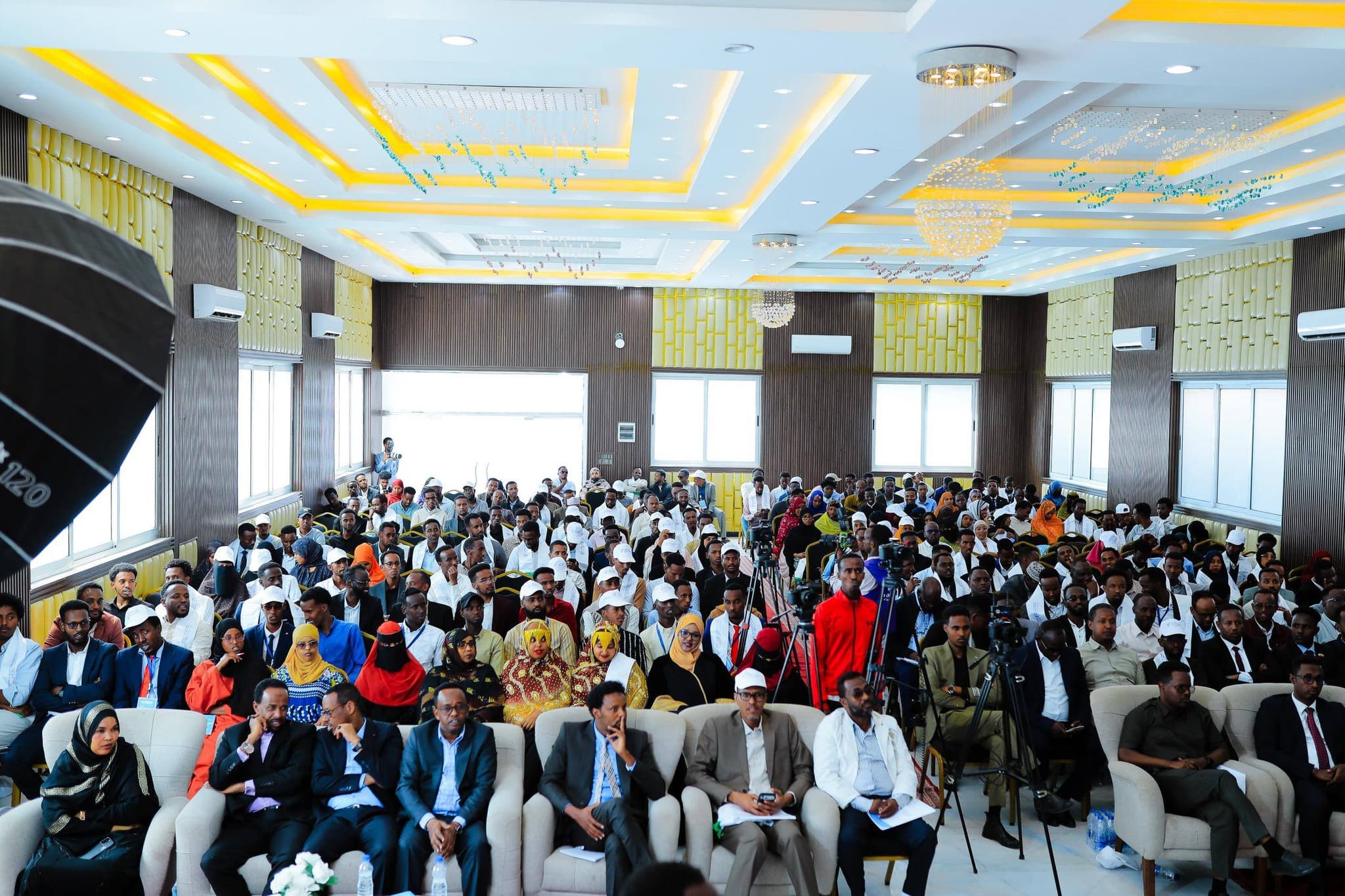Shirweyne lagu xoojinayo awoodda dhallinyarada oo ka furmay Jigjiga 