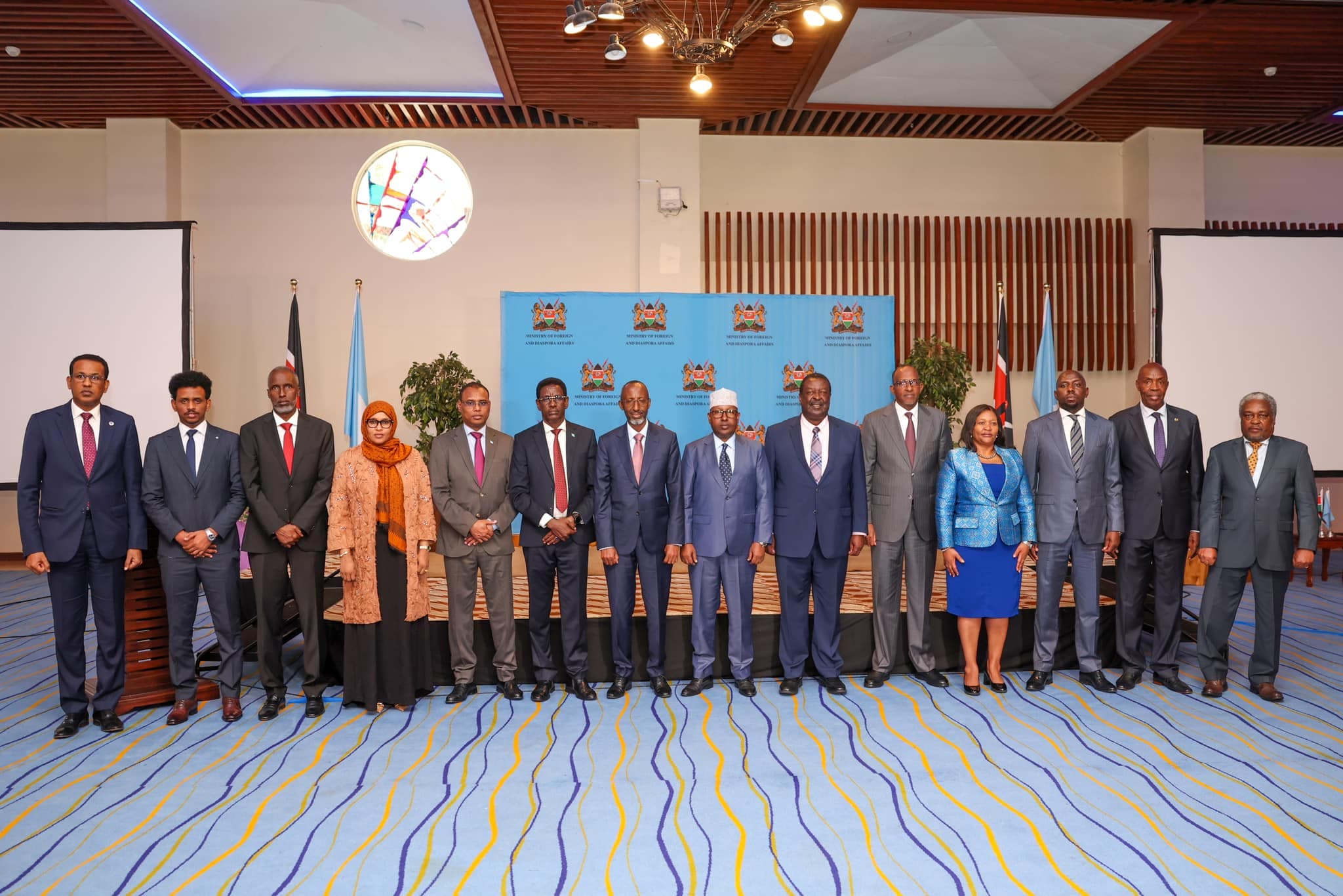 Dowladaha Soomaaliya iyo Kenya oo kala saxiixday dhowr heshiis