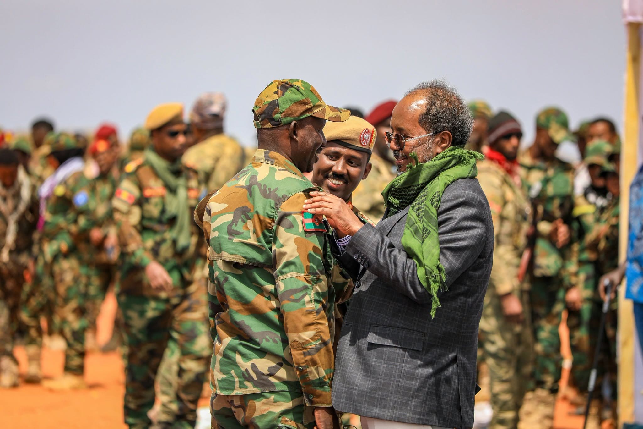 Madaxweyne Xasan Sheekh oo Xananbuure tababar ugu soo xiray Ciidamadii ugu badnaa ee gudaha dalka lagu tababaro