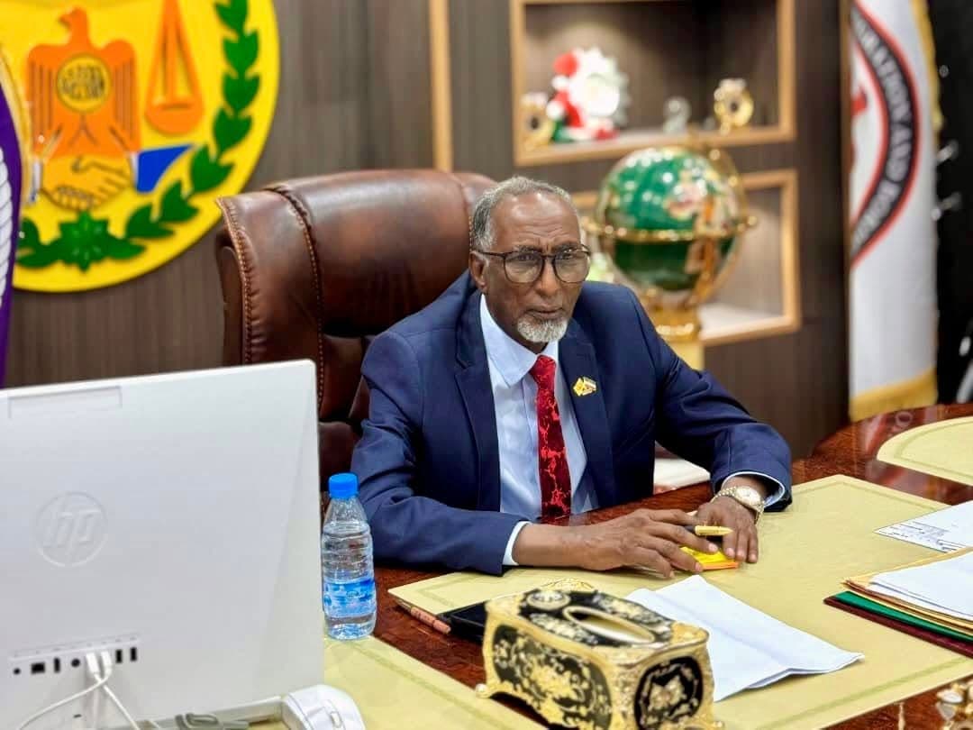 Maxay iska kaashadaan Somaliland iyo Puntland ?