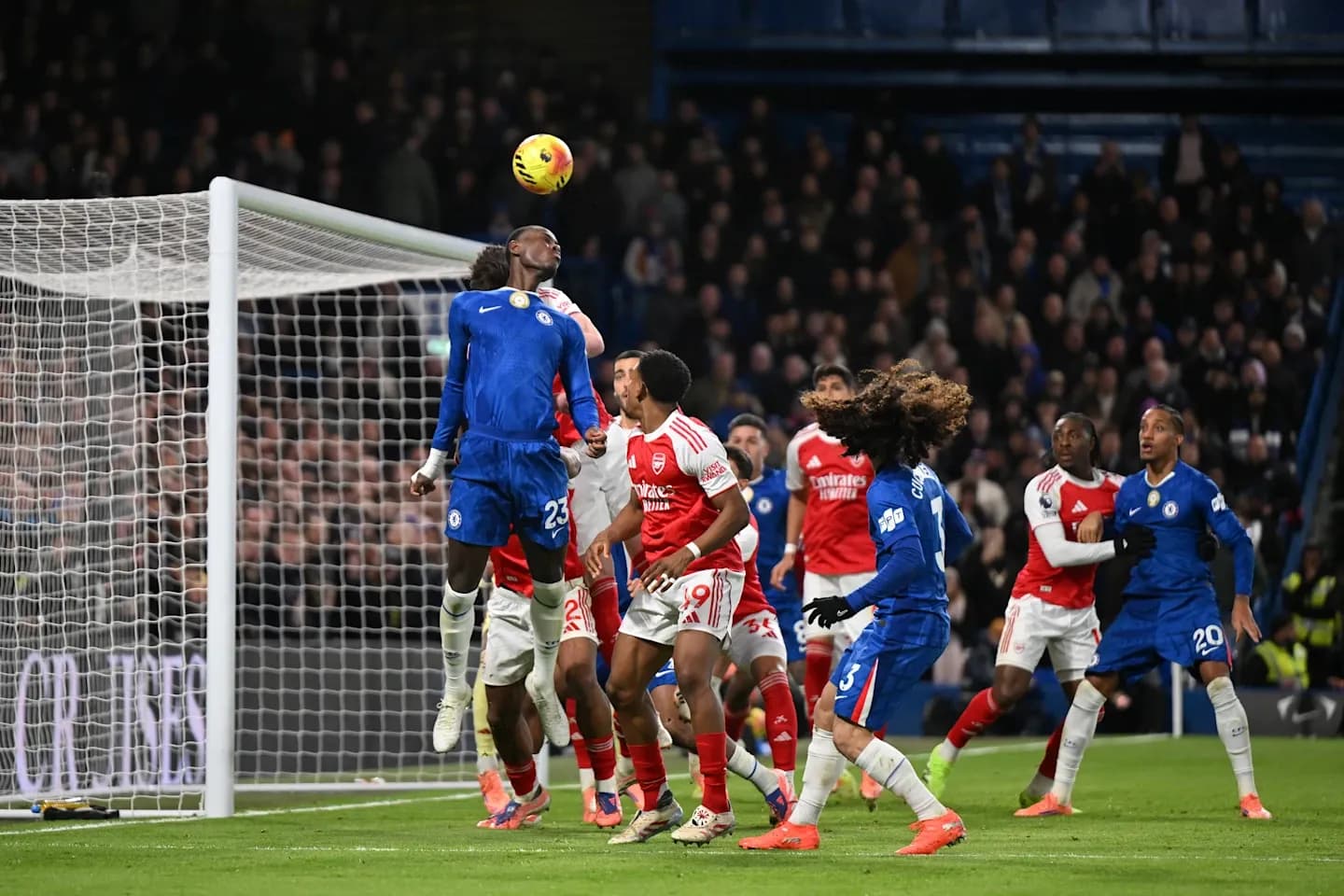 Chelsea iyo Arsenal oo ku kala baxay barbardhac 1-1 ah kulankii  Stamford Bridge
