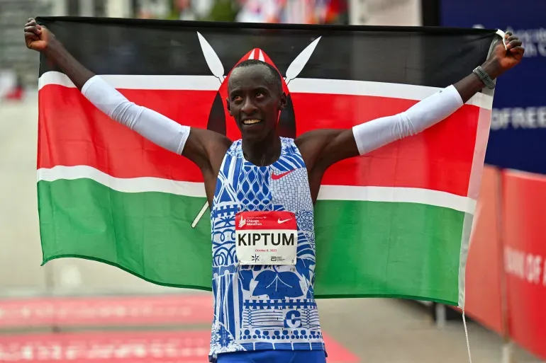 Orodyahanki heystay rikoorka marathon-ka adduunka oo shil ku dhintay