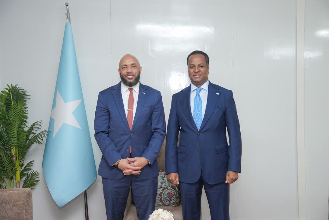 Soomaaliya iyo Mareykanka oo ka wada hadlay iskaashiga amniga