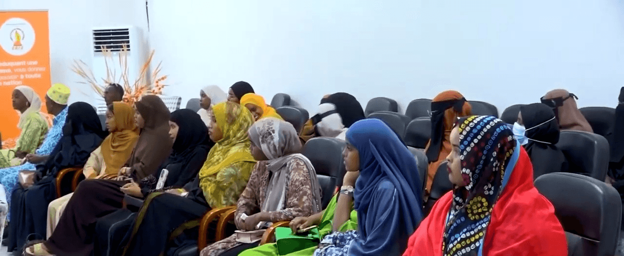 Jabuuti oo 60 haween ah baray xirfado ay ku shaqeystaan.