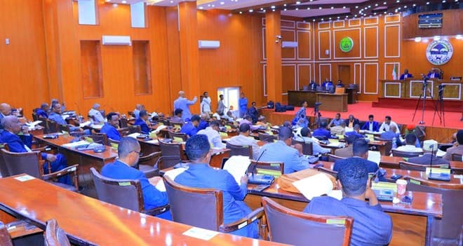 Golaha Wakiillada Somaliland oo ansixiyey Xeerka Ergooyinka Diblomaasiyadeed