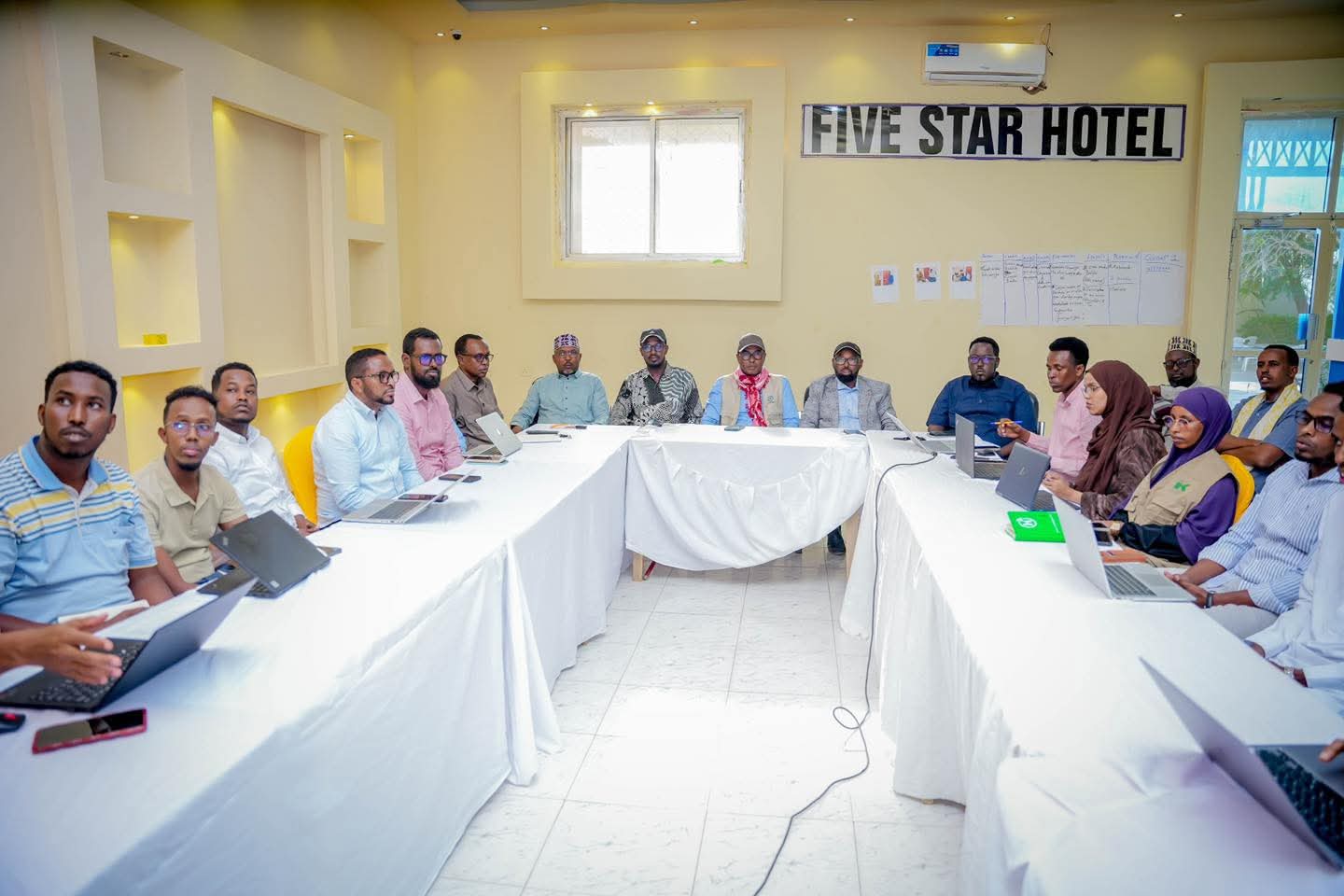 Dardargelinta gurmadka abaaraha Mudug oo laga shiray