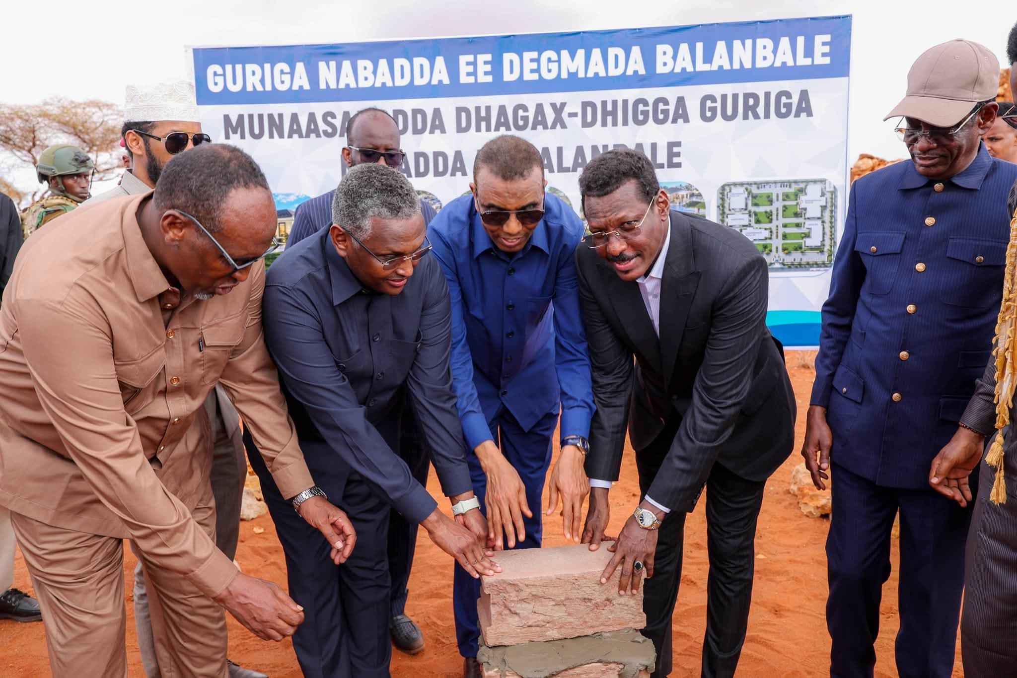 Xamse Cabdi Barre oo Balanballe ka  dhagax-dhigay Guriga Nabadda iyo Dugsiga Agoonta