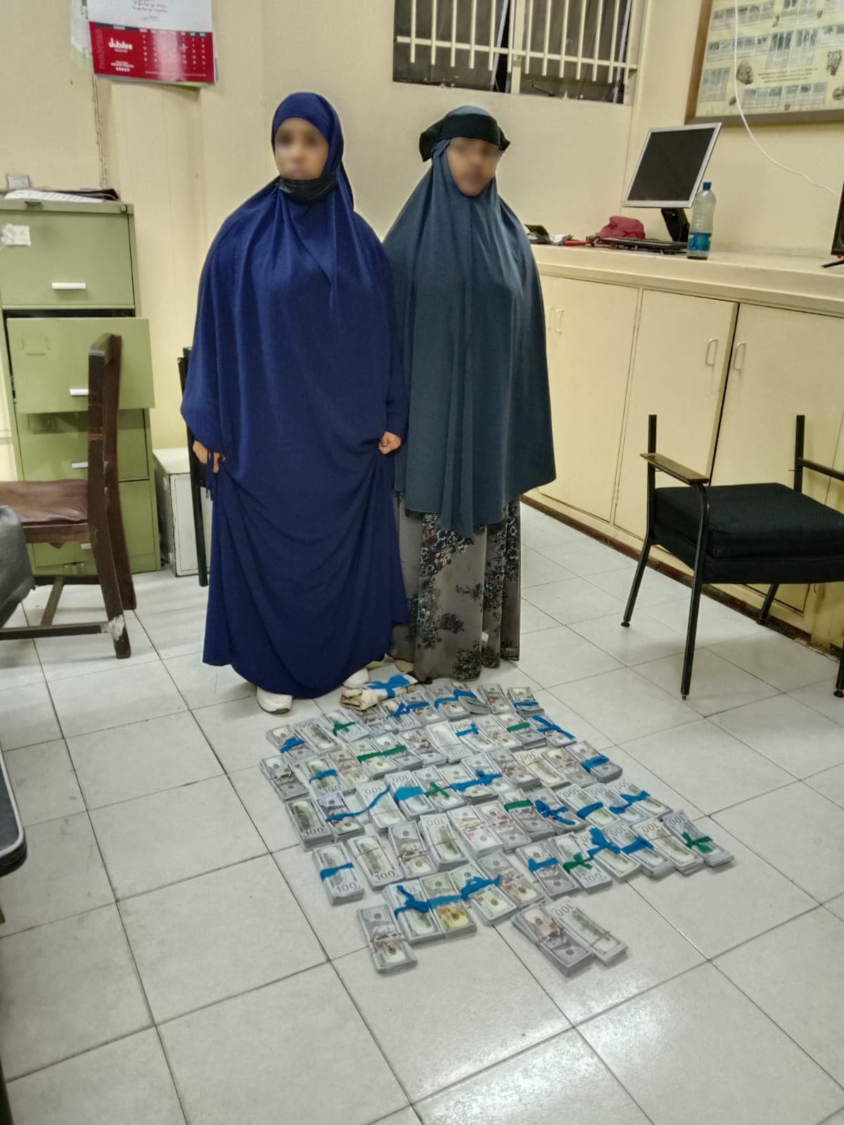 Kenya oo ku qabatay Haween Soomaaliyeed $560,000 oo Dollar Been-abuur ah