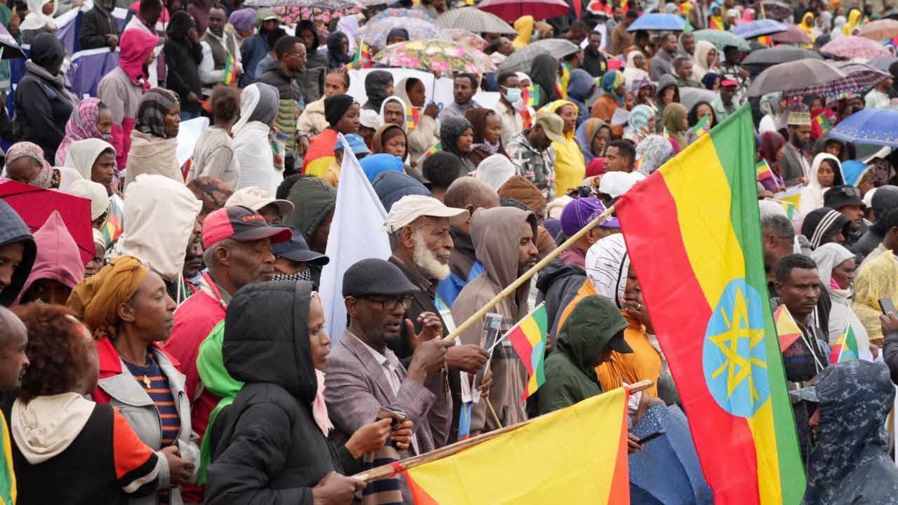 Bannaanbax looga soo horjeedo askareynta carruurta iyo rabshadaha Tigray oo ka dhacaya Addis Ababa
