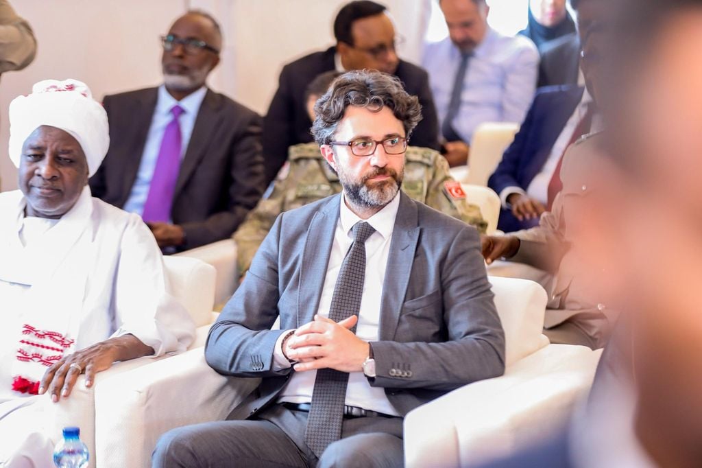 Safiirka Turkiga oo ballanqaaday sii wadidda taageeridda Soomaaliya