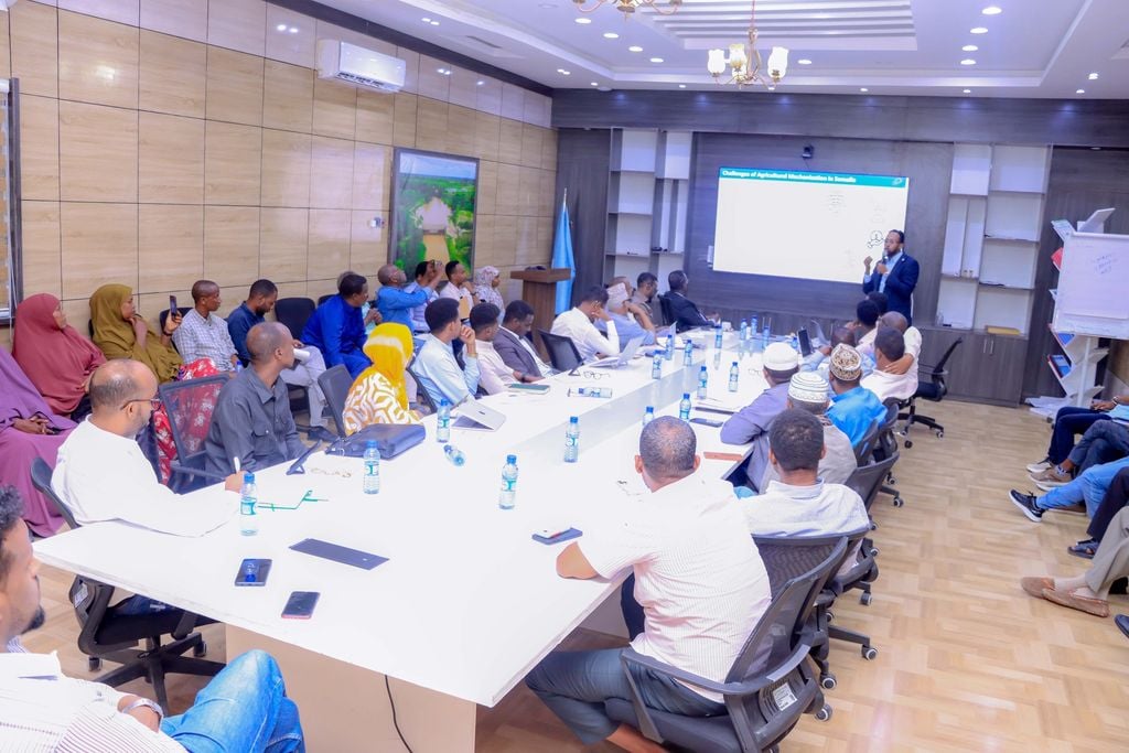 Soomaaliya oo hirgelinaysa maalgelin beeraha oo ku saleysan deyn