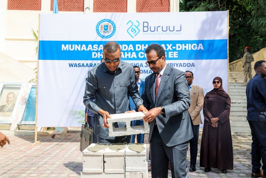Nus qarni kadib, Wasaaradda Ganacsiga oo yeelaneysa xarun casri ah 