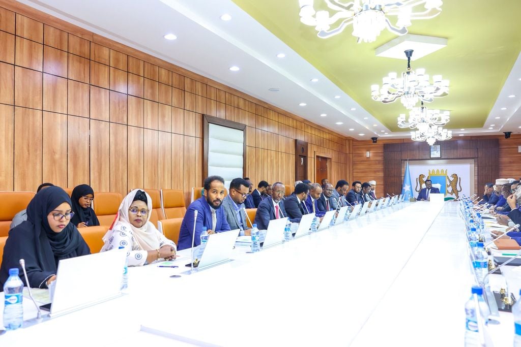 Golaha Wasiirrada Soomaaliya oo Ansixiyay Sharciga Macdanta