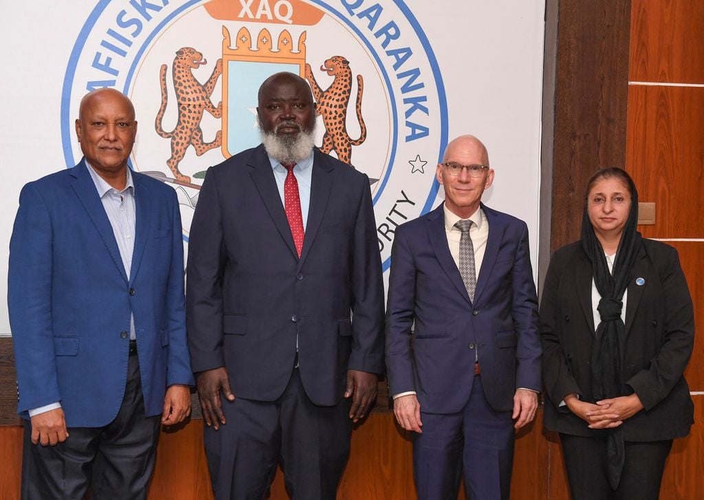 Soomaaliya iyo saaxiibada caalamiga ah oo ka wada hadlay xoojinta amniga 