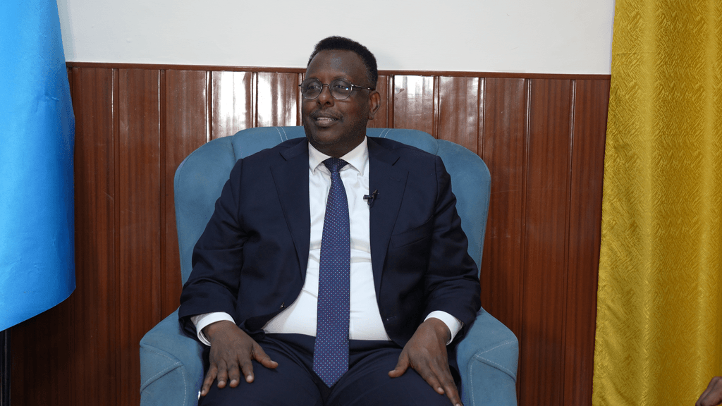 Dowladda oo sheegtay inuusan tanaasul dambe u harin