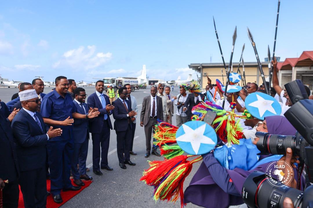 Maxay ka dhigan tahay soo dhaweynta diirran ee Xoghayaha IGAD?