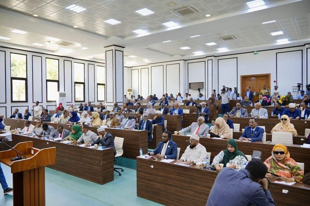  Golaha Shacabka oo akhrinta koowaad marsiiyay heshiis ku saabsan iskaashiga macdanta Afrika